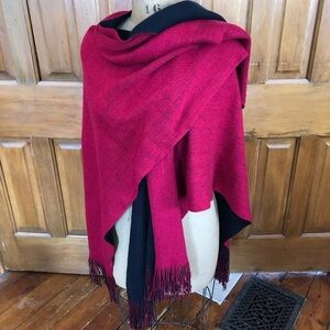 Vtg Soft Reversible Shawl